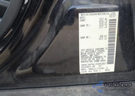 2017 Nissan Altima 2.5 S z USA, uszkodzony, nr VIN 1N4AL3AP7HC209387